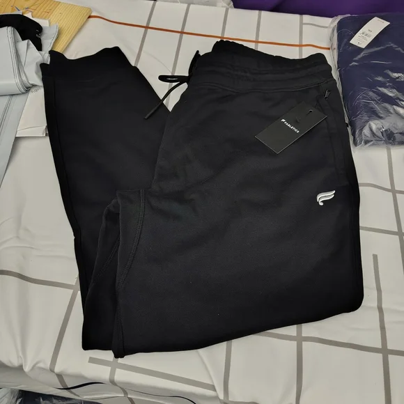 Fabletics Black "The Year Round" Terry Joggers - Picture 2 of 3